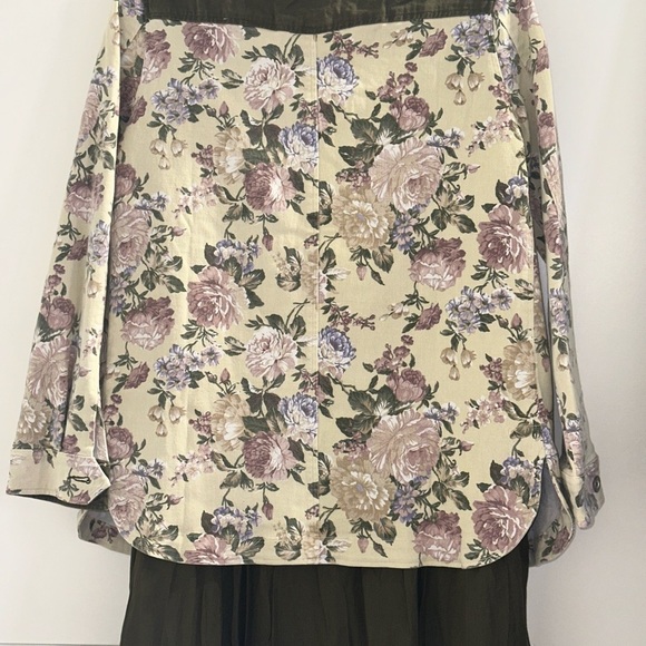 English Rose Floral Women's Studded Jacket Size S - Picture 3 of 3